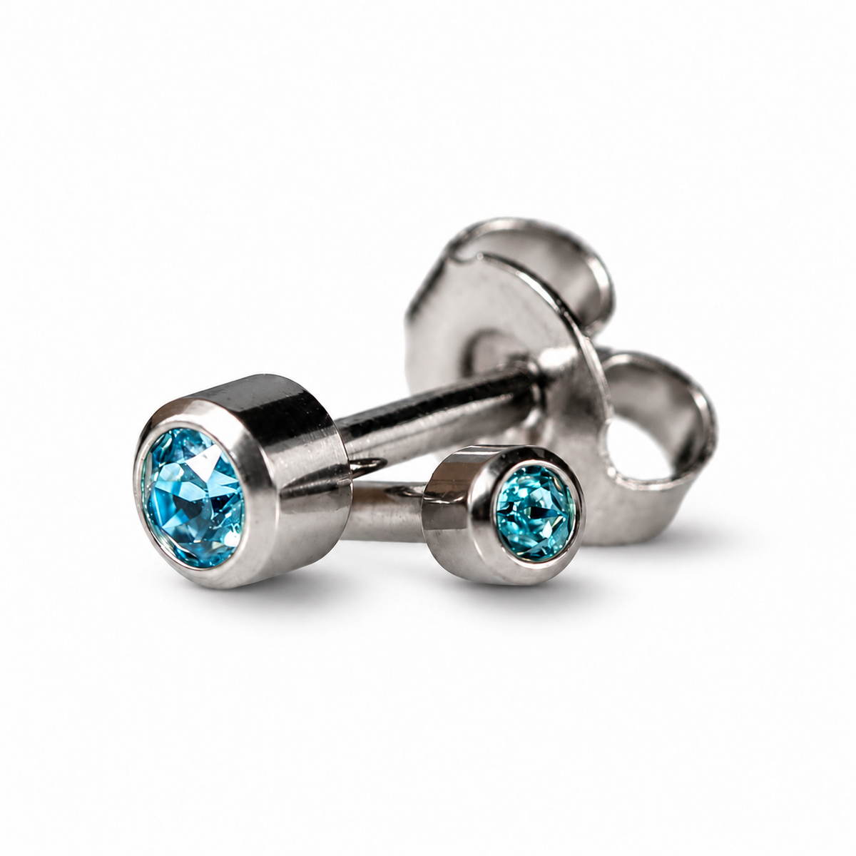 Caflon Mini Aquamarine 3mm stud earrings with light blue stone, stainless steel