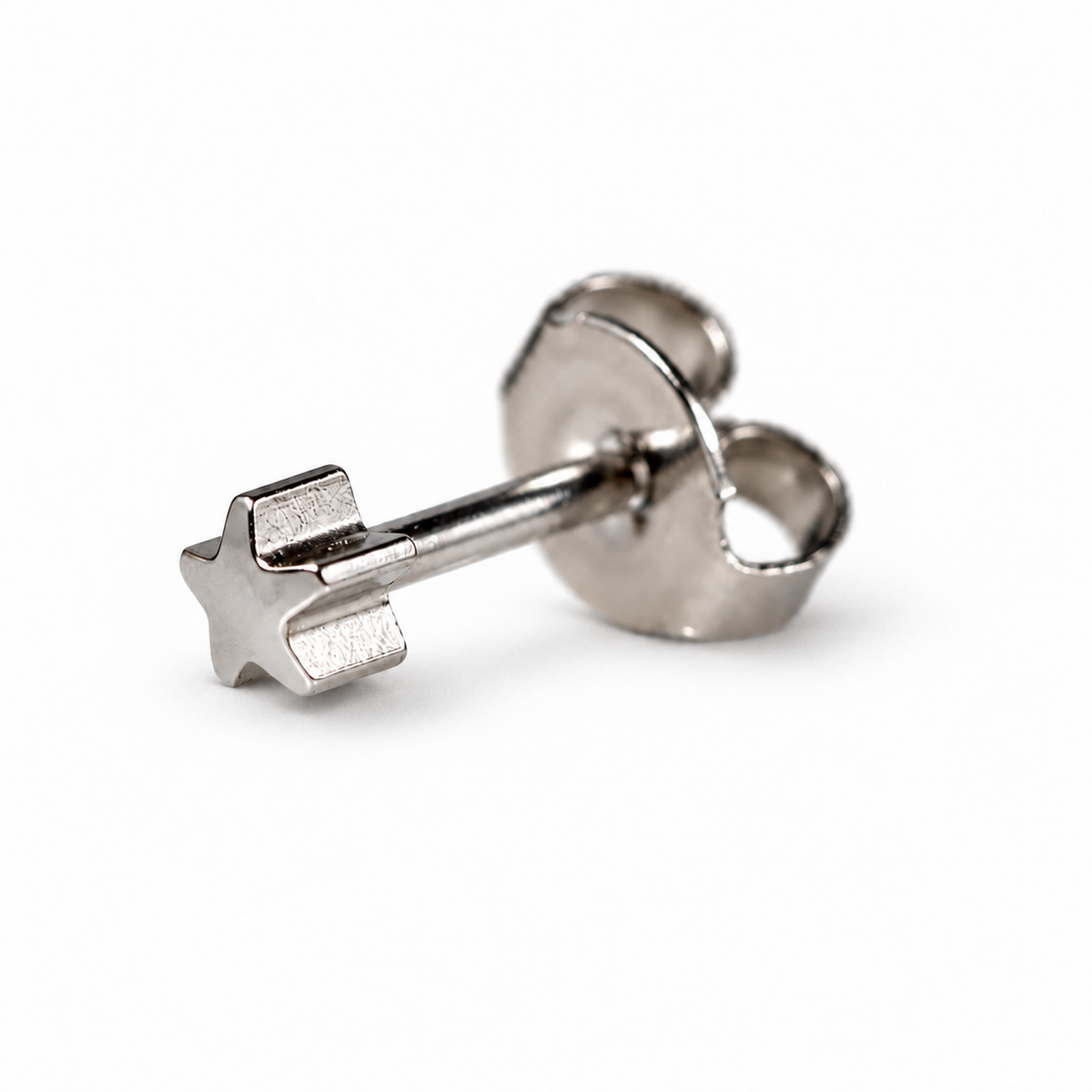 Caflon Star 4mm stud earrings, stainless steel